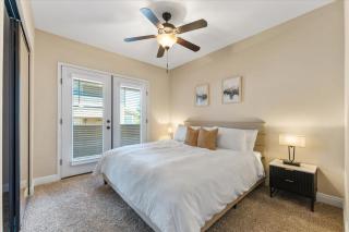 2BR Getaway Pool Gym Basketball Court & Theater Access - Reno - 6