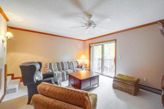 half Mi to Sugar Mtn Resort Condo with Balcony - Sugar Mountain - 7