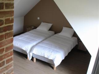 Maison de campagne rénovée avec terrasse, 3 chambres et équipement moderne, au cœur des collines du Perche - FR-1-410-447 - 2