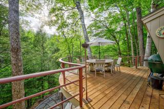 Steps to the Ellis River - Luxe, Hot Tub, Game Room - 4