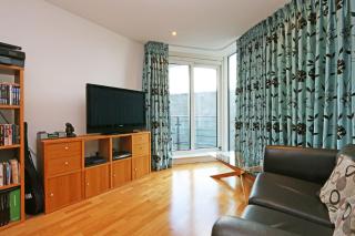 Riverside 1 Bed Apartment - London - 7