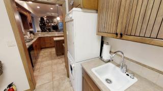 Moon River - Secluded - Washer - Dryer - Hot Tub - WiFi - Fireplace - Red River - 2