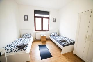 Geräumige Monteurs- und Ferienwohnung mit 3 Schlafzimmern, Balkon und voll ausgestatteter Küche - 7