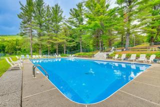 Pet-Friendly Home with Deck 4 Mi to Jay Peak Resort - Montgomery Center - 9