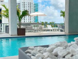 Skyline - Rooftop Pools, Spa, Walk to Downtown & Brickell - 9