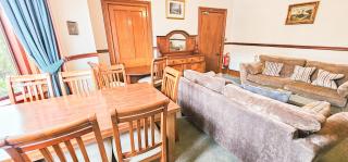 Melrose Villa 11 Bedroom House - 8