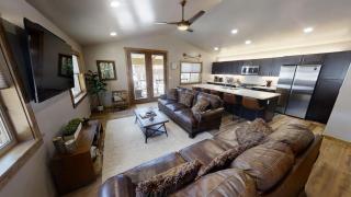 Red River Retreat - WiFi - Hot Tub - Fireplace - Washer - Dryer - Grill - Red River - 9