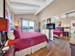 3607 Seashore Dr B - 4