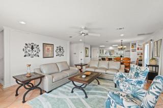 Spacious 3-Story Bayfront Home Perfect for Family Fun & Relaxation - 3