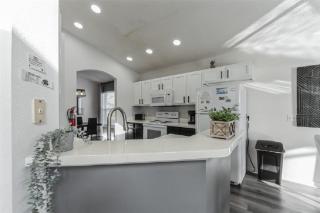 637- Huge 5 Bed Villa with Amazing Water Views and Own Private Pool and Spa - Kissimmee - 1