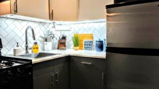 Corner Suite Overlooking Fox, Walkable, Park FREE - Atlanta - 4