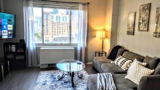 Corner Suite Overlooking Fox, Walkable, Park FREE - Atlanta - 5