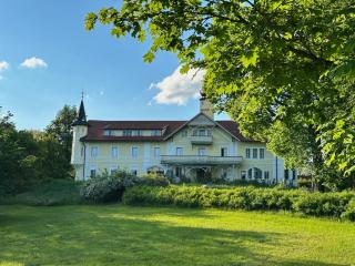 Gästehaus Gut Frauendorf - Windorf - 0