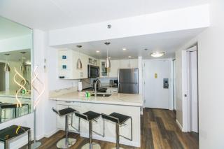 Ilikai Tower 1033 Yacht Harbor View 1BR - Honolulu - 6