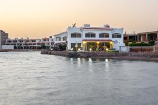Aden Beach - Sea View room with beach access in Villa - 7
