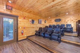 The Great Dogwood Manor by Stony Brook Cabins - Gatlinburg - 7