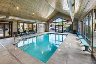 The Great Dogwood Manor by Stony Brook Cabins - Gatlinburg - 5