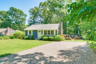 4 Mi to Bristol Beach Cottage with Pond and Deck - East Falmouth - 9