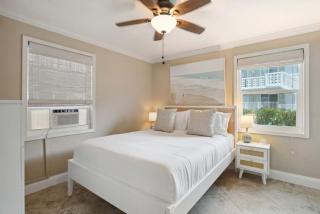 Heated Pool Steps from the Beach - Pompano Beach - 3