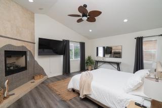 4821 River Ave - Newport Beach - 3