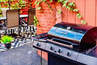 5BDRM 10BD with King BBQ Patio 1 MIN walk Carson ST - Pittsburgh - 4