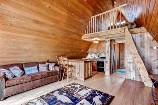 Secluded and Cozy Antimony Cabin with Fire Pit - Antimony - 8