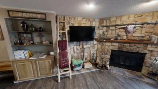 Rose Rock Mountain View - Pet Friendly - Fireplace - WiFi - Hot Tub - Washer - Dryer - Red River - 7