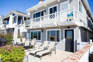 1121 E Balboa Blvd A & B - Newport Beach - 2