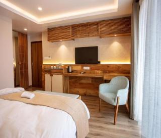 Hotel TEO SUITES International Airport - 0