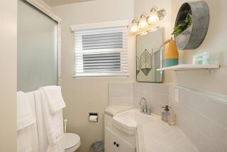 118 Emerald Ave B - Newport Beach - 8