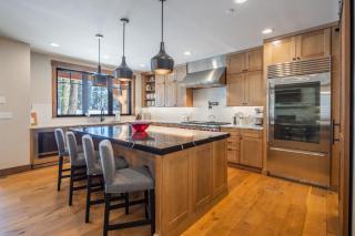 Suncadia 7 Bdrm Home with Hot Tub Overlooking Golf Course - Cle Elum - 3