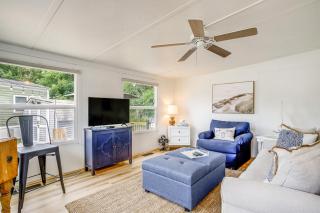 Breezy Ocean Pines Cottage with Patio and Pool Access! - 8