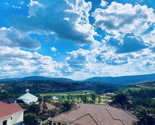 Luxurious apartment near convention center with golf view in Kigali - Kigali - 4