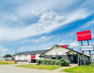 Ramada by Wyndham Dawson Creek - 0