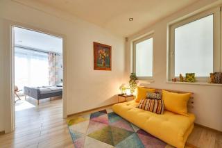 Stylish Apartment Next to Bratislava Castle, top location - Bratislava - 1
