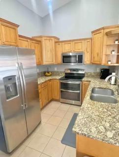 Private Stylish Townhome near ISU & Hospital - Pocatello - 4