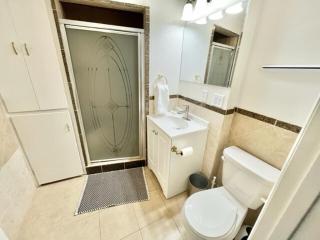 Newly Renovated Home w Garage Near Old Town - Pocatello - 3