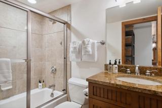 Lodge at Lionshead 120B - 1