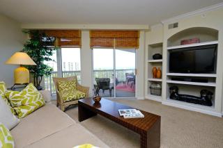Coastal Comfort 3BR Condo Beachside Relaxation - Pawleys Island - 0