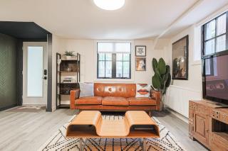 Spa Oasis in Toronto's Heart-Free Parking! and Pet Friendly - 4