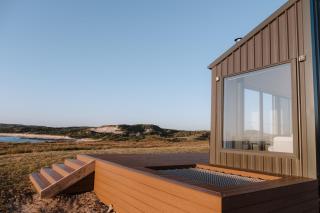 Red Rock Hut, King Island - 3