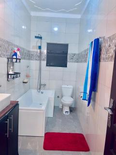 SAFARI LAKE VIEW SUITES, KITENDE - Entebbe - 3