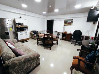 Departamento residencial con GARAGE - Portoviejo - 0