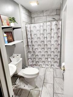 Quiet comfort room near shopping and attractions - Fayetteville - 6