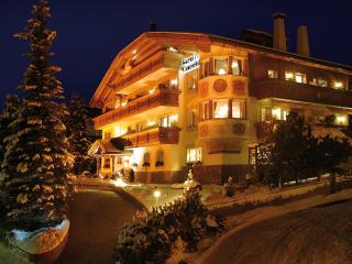 Hotel Garni Concordia - Dolomites Home - Wolkenstein in Gröden - 0