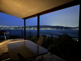 Ferienhaus Sunshine in der nähe vom Meer, free Parking, Spacious - Áyios Yeóryios - 8