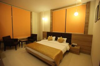 Hotel Golden Fern - 2