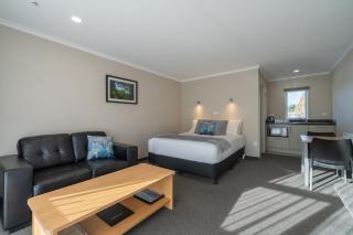 Parklands Motel & Apartments Te Anau - Te Anau - 4