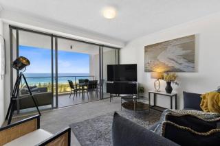 Beachfront Ocean Oasis Escape - Gold Coast - 2