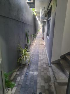 Dinethma Villas - Colombo - 8